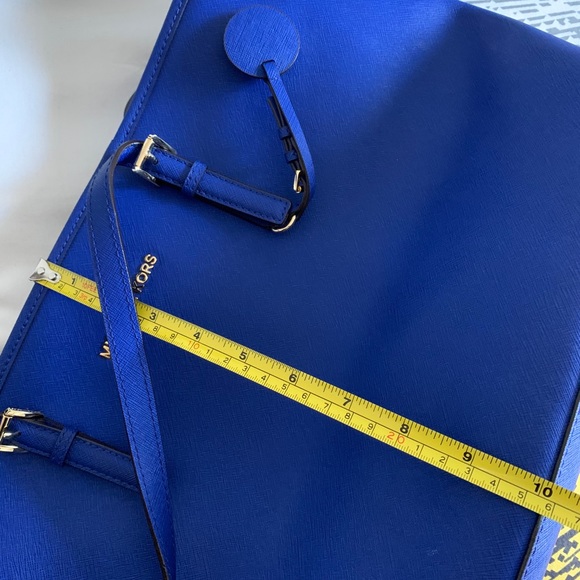 Michael Kors / tote - Picture 14 of 16